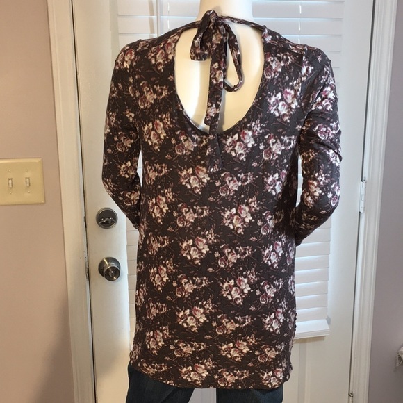 French Connection Gray Long Sleeves Front Drape  Back Tie Floral Blouse Size S - Picture 2 of 15